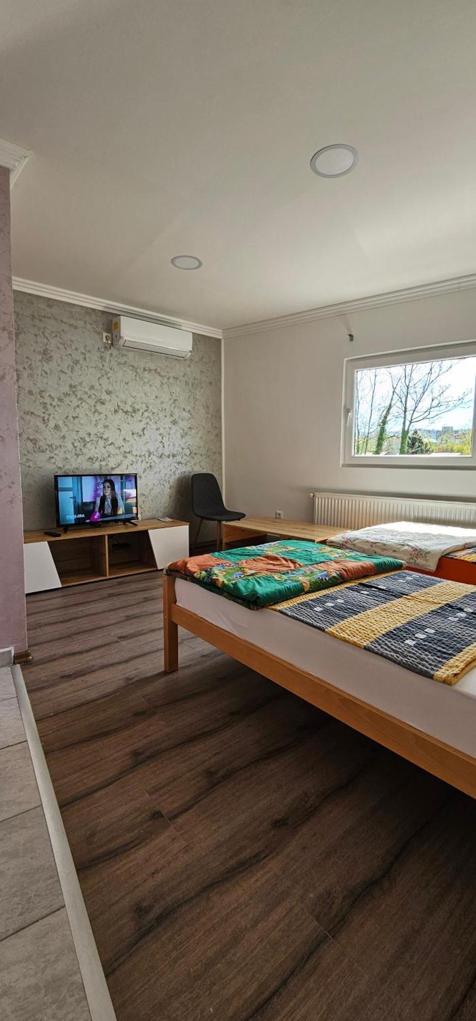 Apartmani Roki Tuzla Luaran gambar