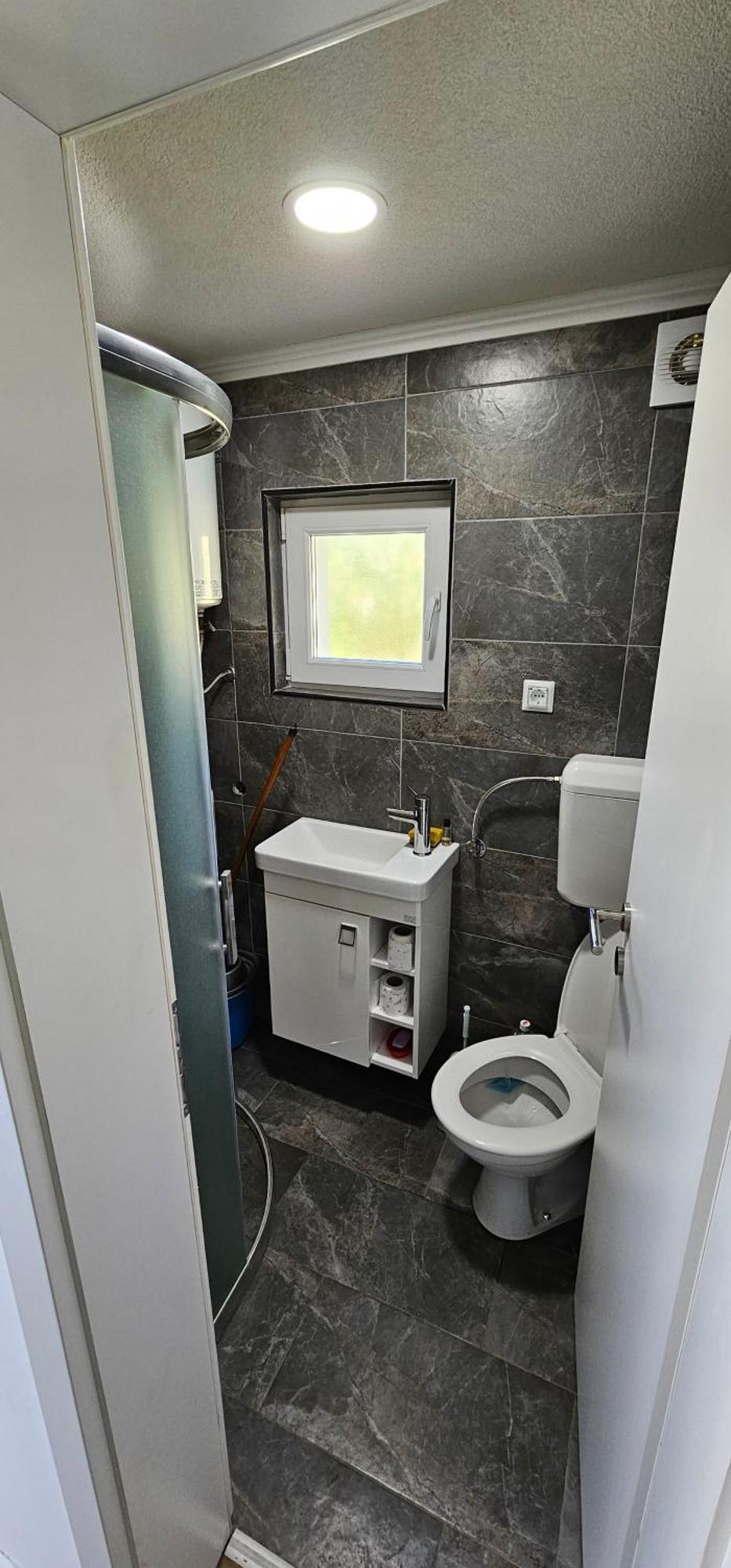 Apartmani Roki Tuzla Luaran gambar