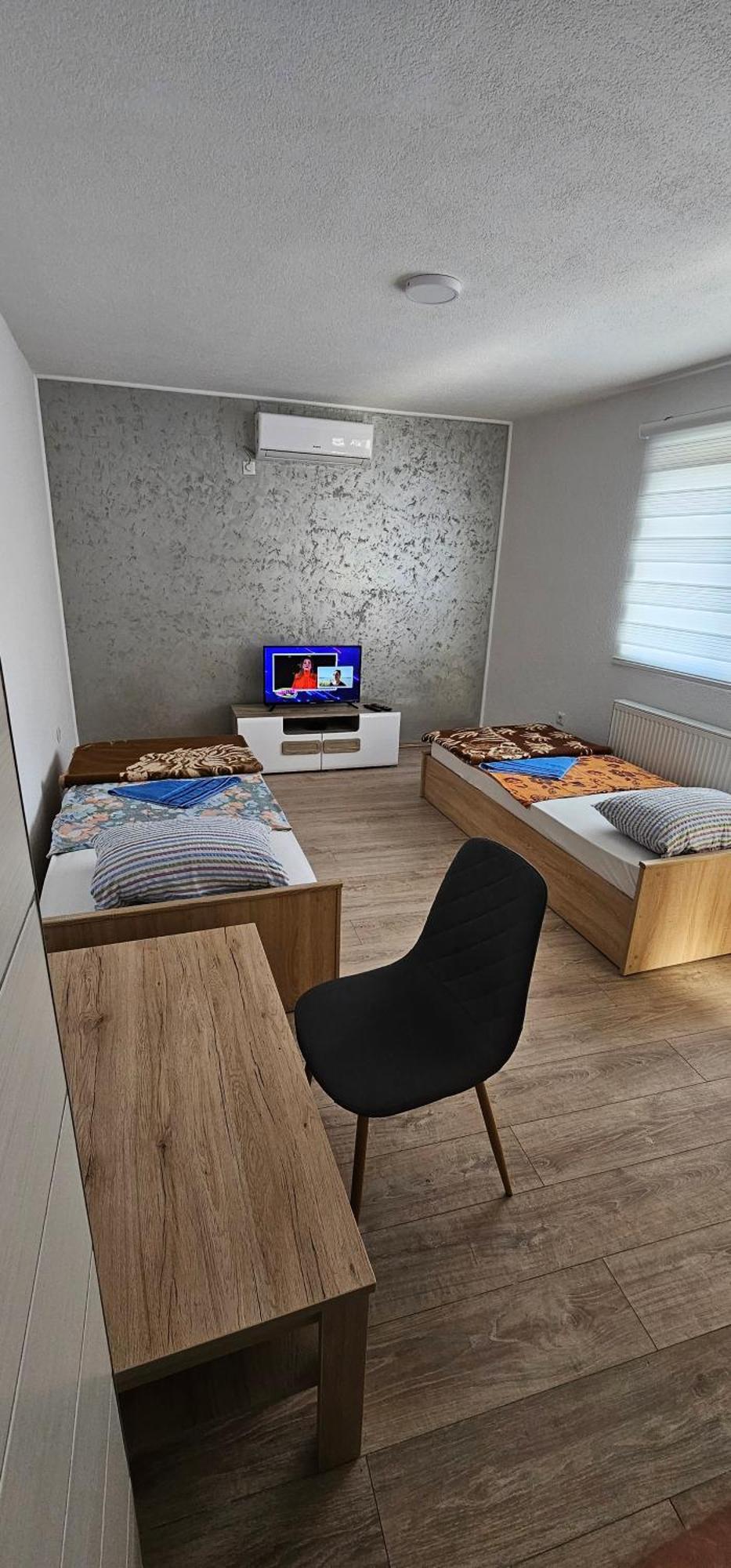 Apartmani Roki Tuzla Luaran gambar
